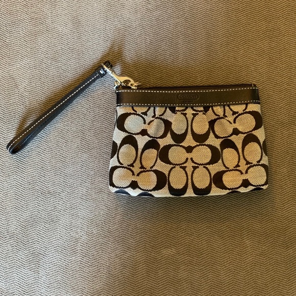 Coach Handbags - Black Coach wristlet